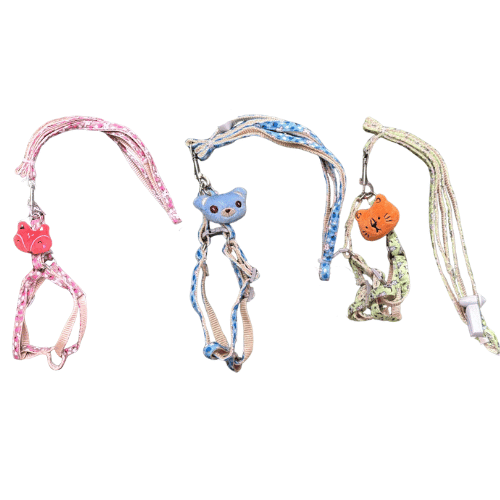 arnes con correa para perros pequeños ecuador pechera talla xs para cachorros y gatos quito guayaquil arnes estampado con peluche para michis pechera liviana antitirones para perros toy ecuador conjunto de arnes y tira para chihuahua pomerania pechera con correa para gatitos cuenca ambato arnes de paseo floreado para mascotas pequeñas accesorios para mascotas pequeñas guayaquil